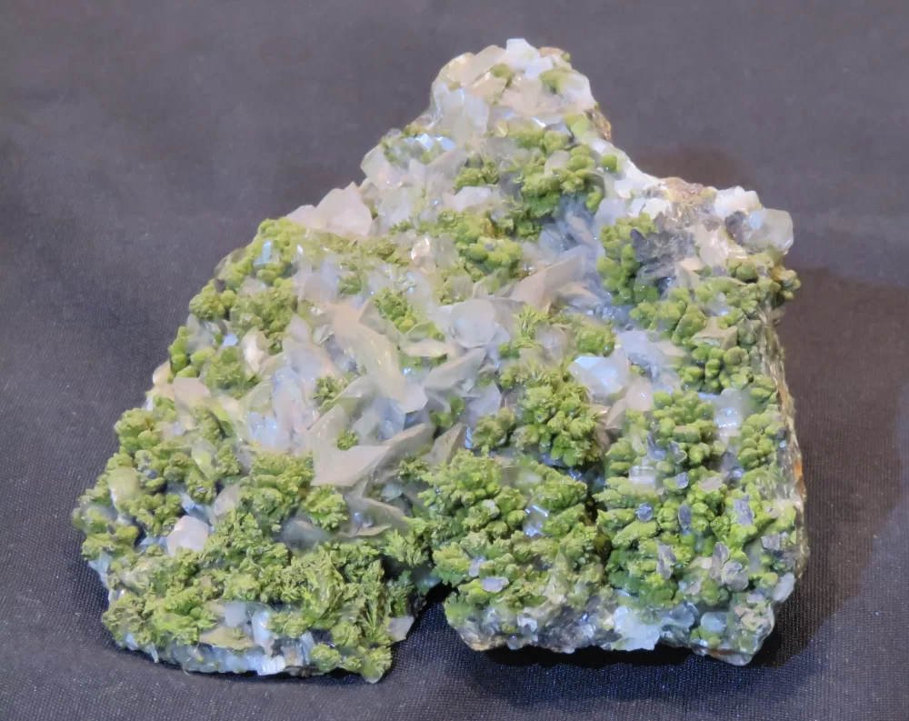 Calcite and Mottramite