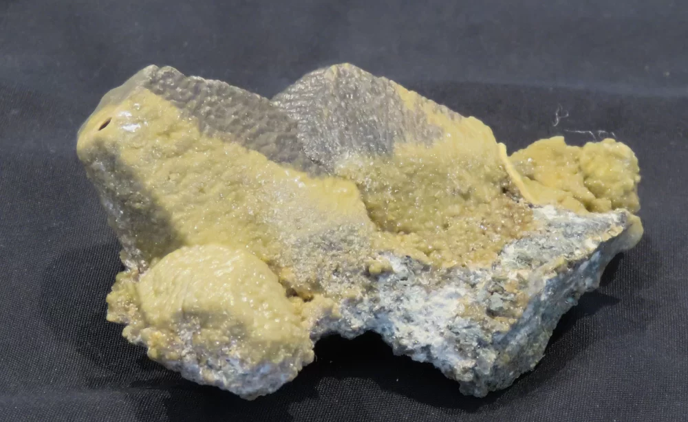 Siderite sphalerite epimorph