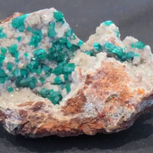 Dioptase on calcite